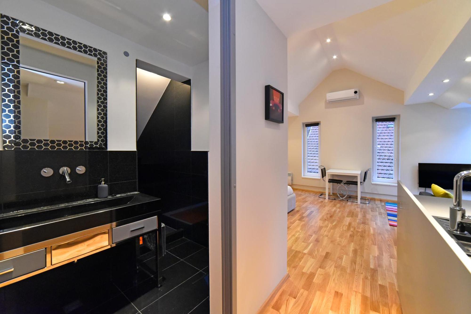 Appartement In - Center *